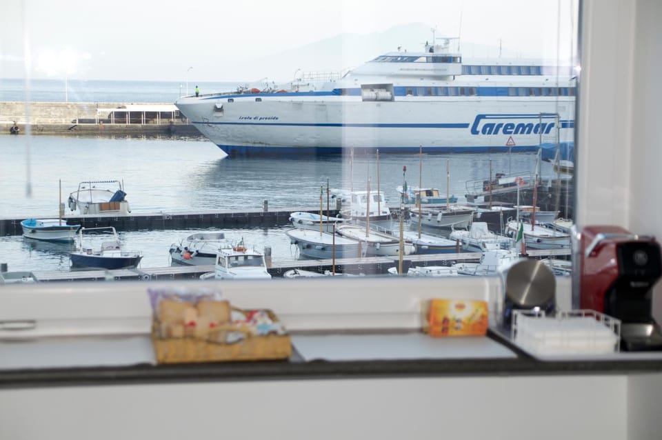 Sea view, Breakfast