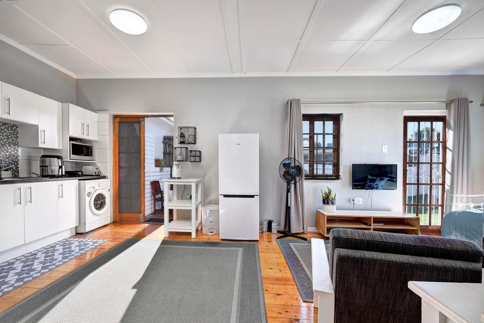 Affinity Cottage Apartment in Port Elizabeth