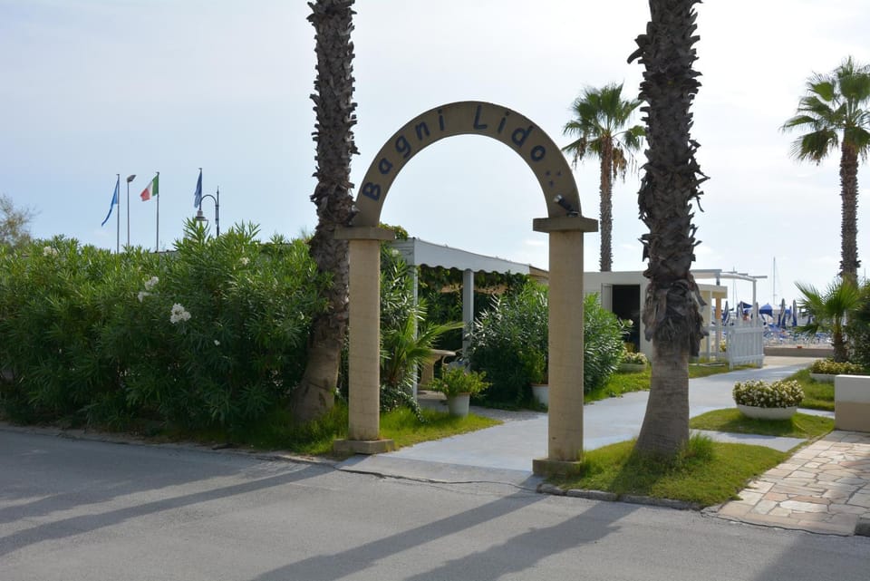 Property building, Garden