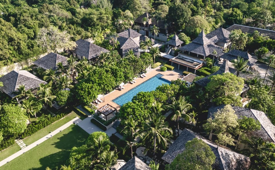 Property building, Swimming pool