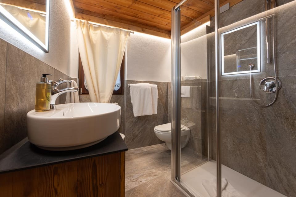 Maisons Grandes Murailles-Luxury apartments Apartment in Valtournenche