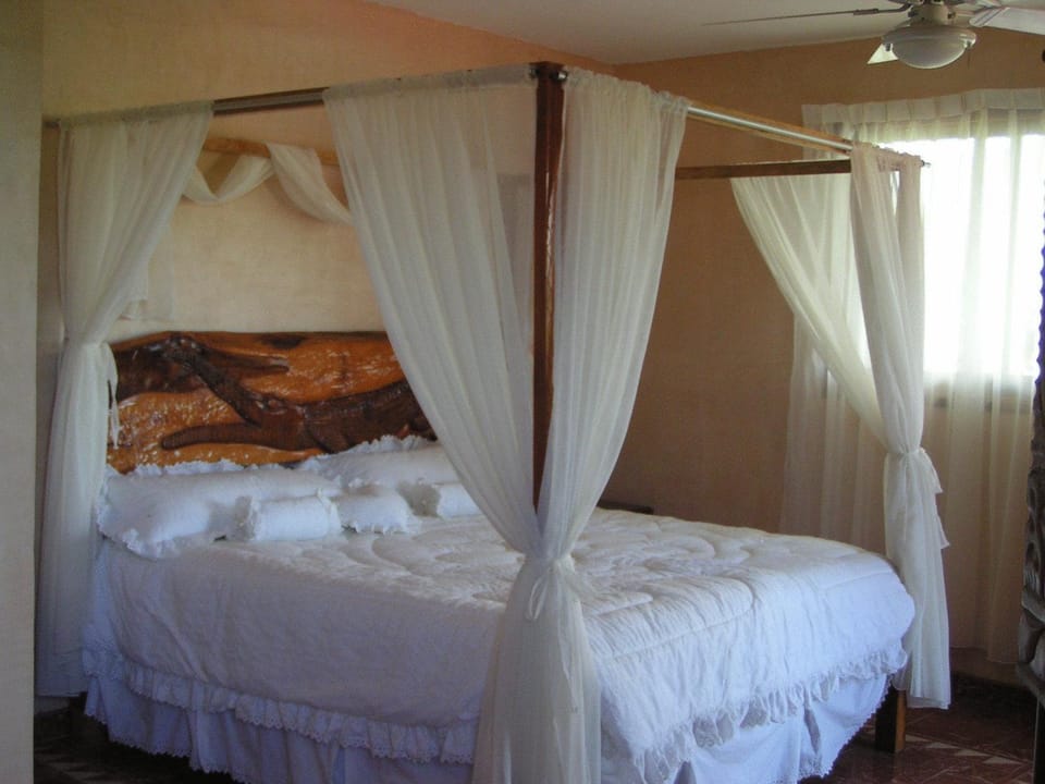 Hotel Paradise Lagoon Bed and Breakfast in State of Guerrero