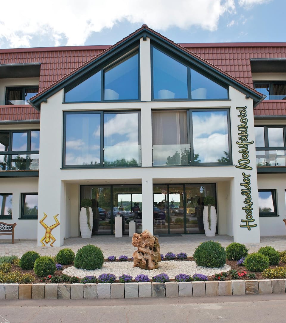 Property building, Facade/entrance