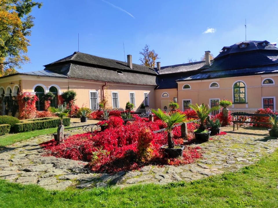 Property building, Garden