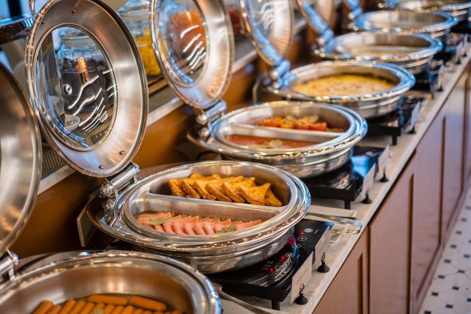 Breakfast, Buffet breakfast