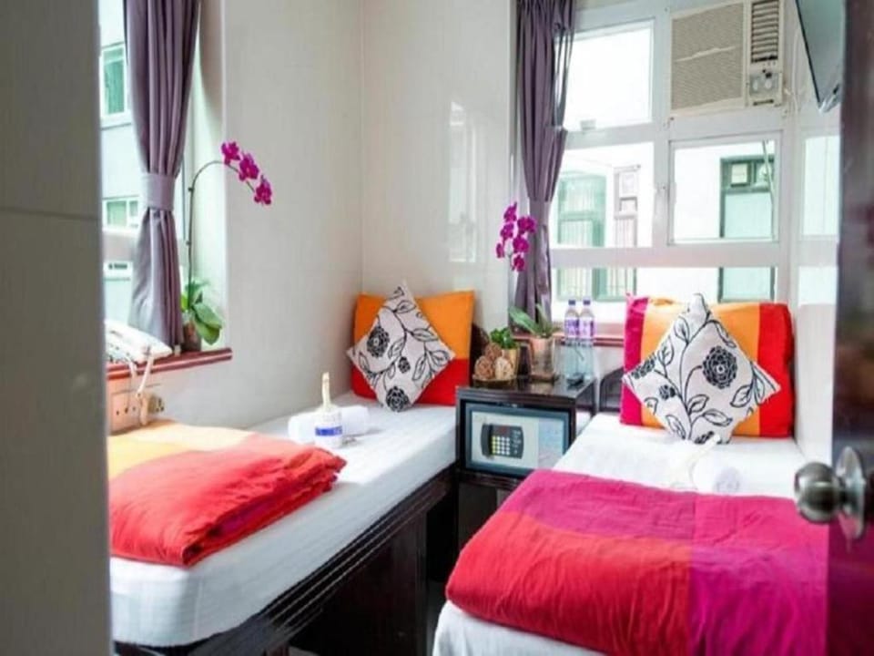 Bed, Photo of the whole room, Bedroom, towels, air conditioner