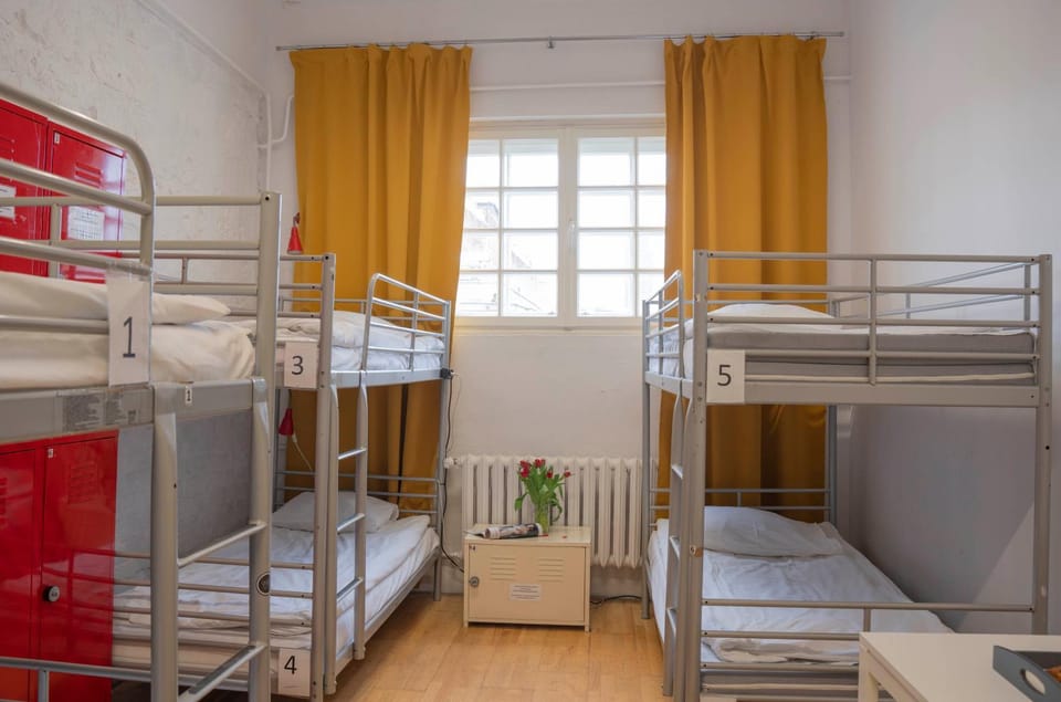 Photo of the whole room, bunk bed, microwave