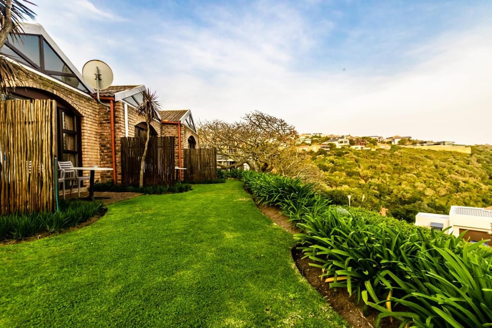 Dutton's Cove Guest House Bed and Breakfast in Western Cape