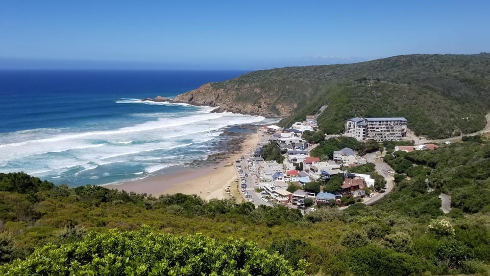 Dutton's Cove Guest House Bed and Breakfast in Western Cape
