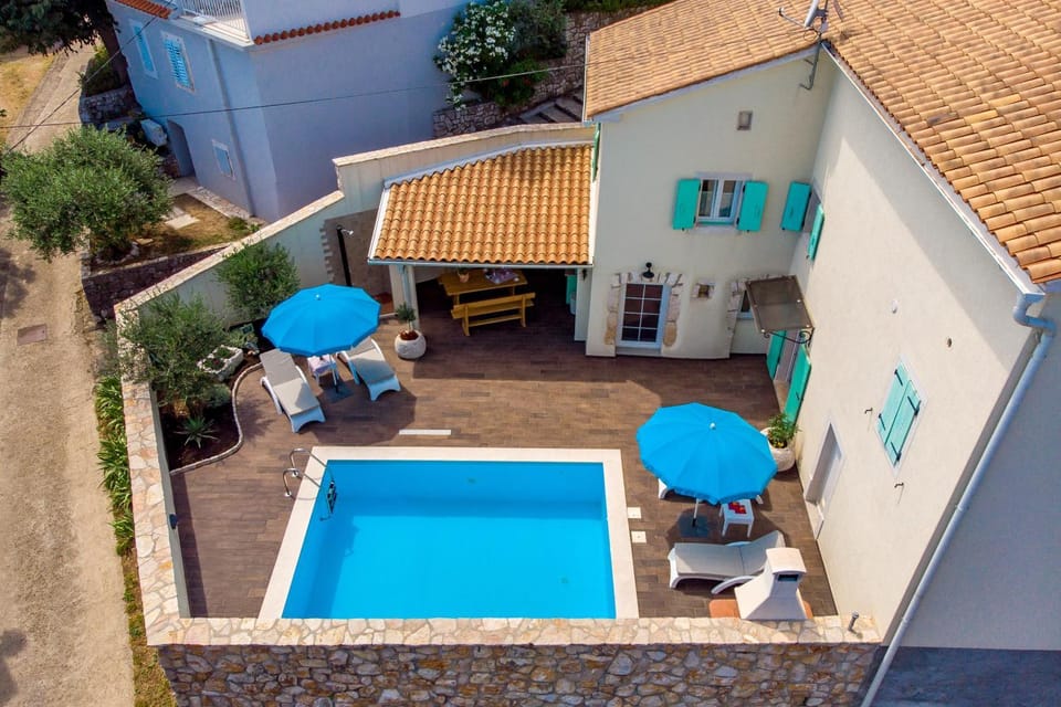 Villa Chiara Pool & Sea View Villa in Primorje-Gorski Kotar County