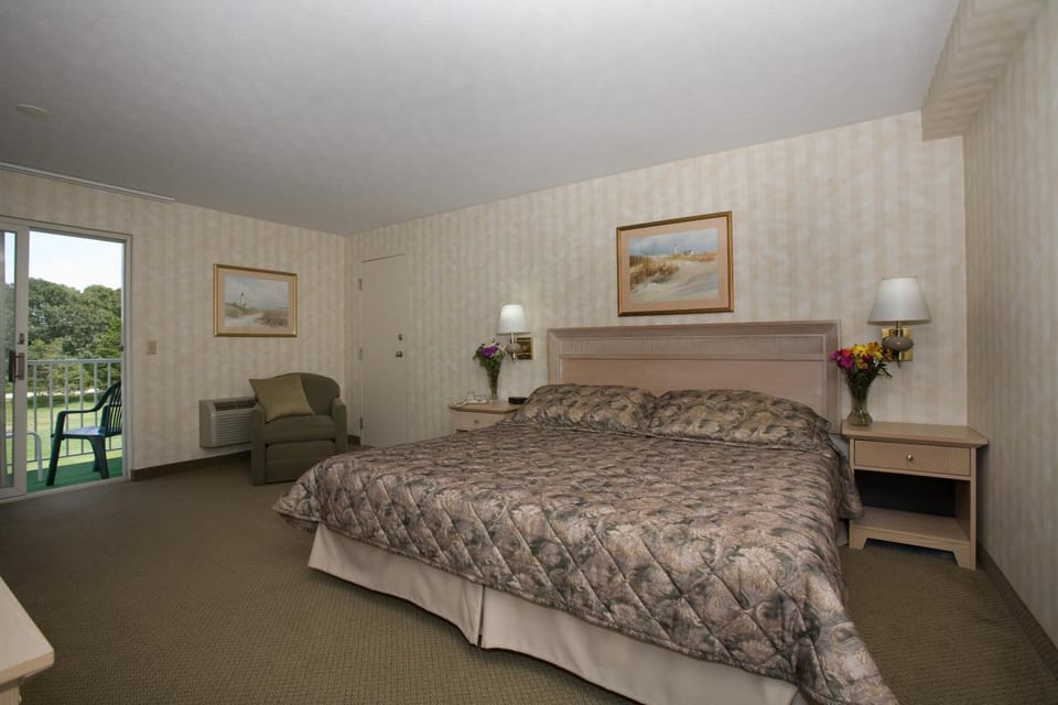 Winnapaug Inn Hotel in Misquamicut
