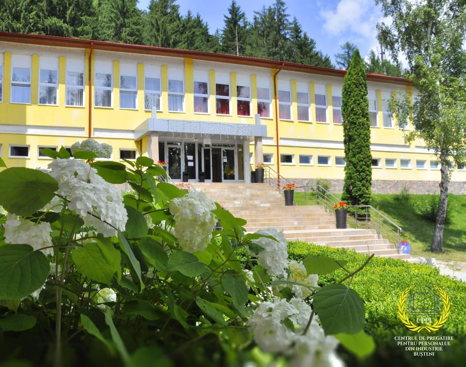 HOSTEL CPPI Vest Hostel in Prahova, Romania