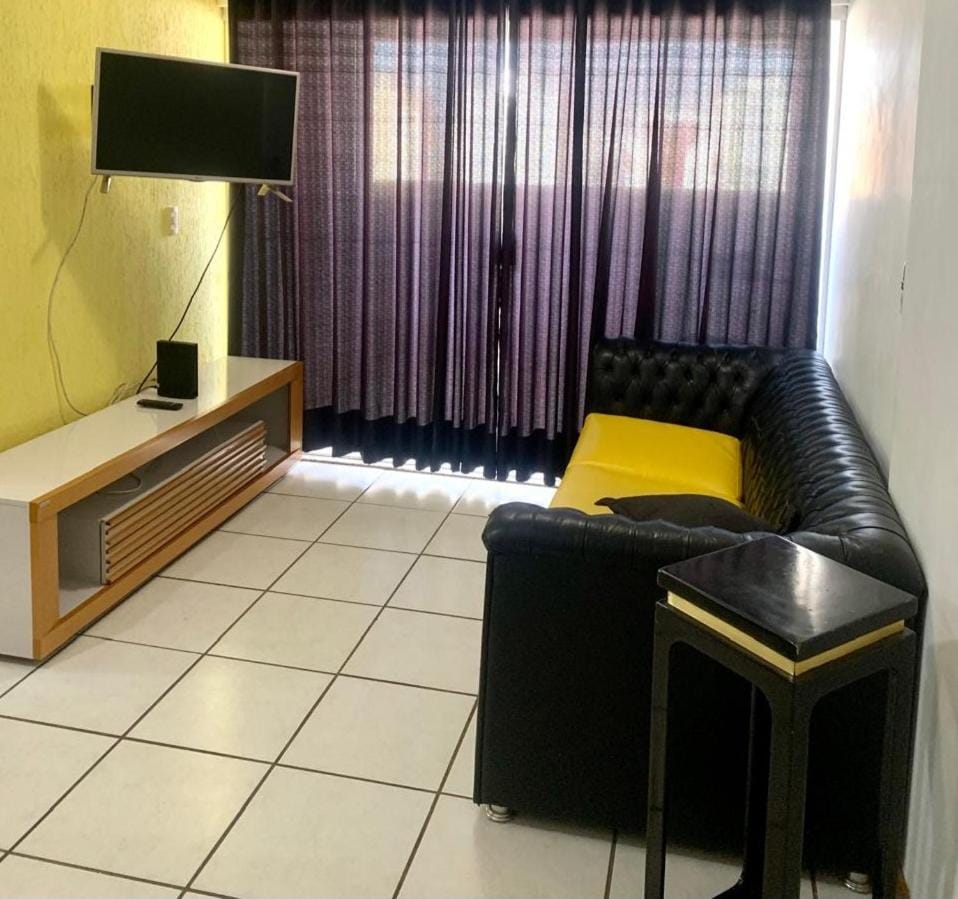 Apartamento de 3 quartos 3 banheiros no melhor do bueno Apartment in Goiania