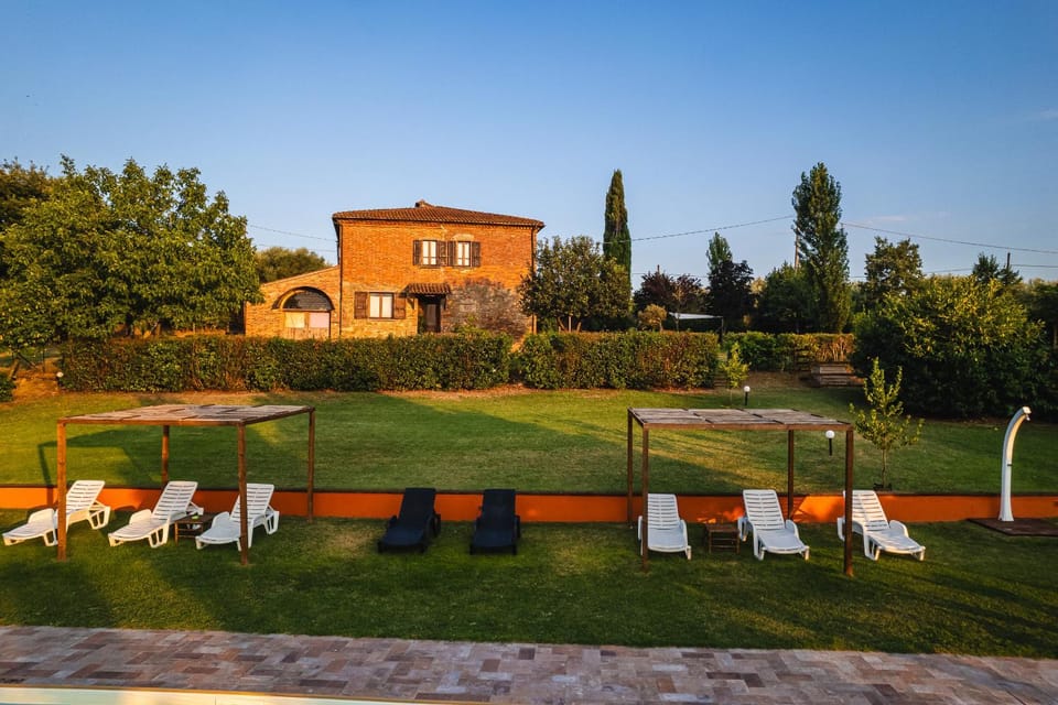 Property building, Garden view, sunbed
