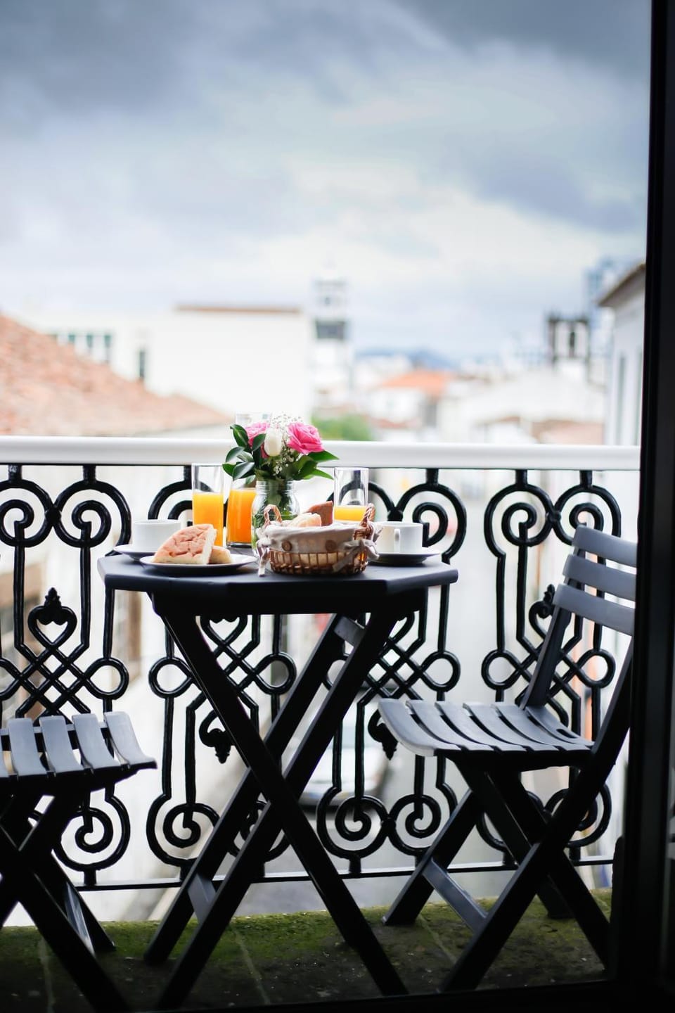 Balcony/Terrace, Balcony/Terrace, Dining area, City view, Sea view, Street view
