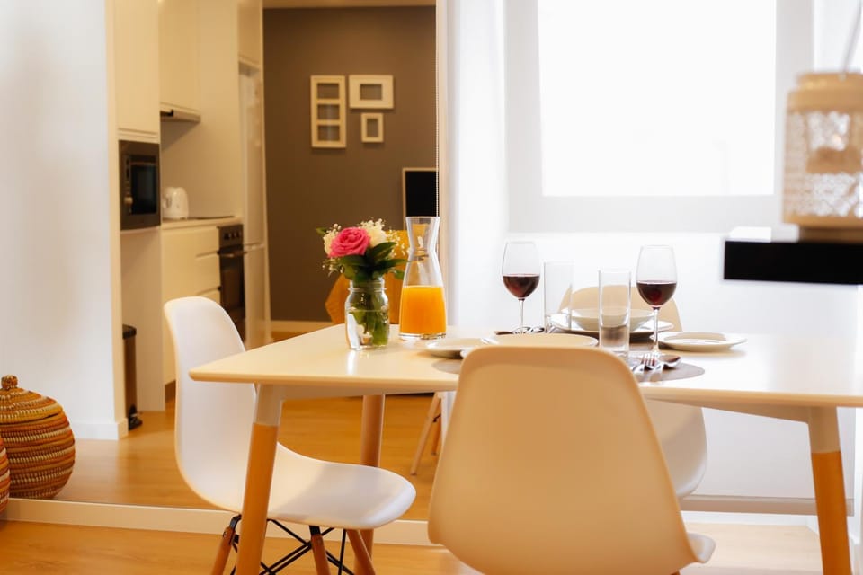 Decorative detail, Dining area