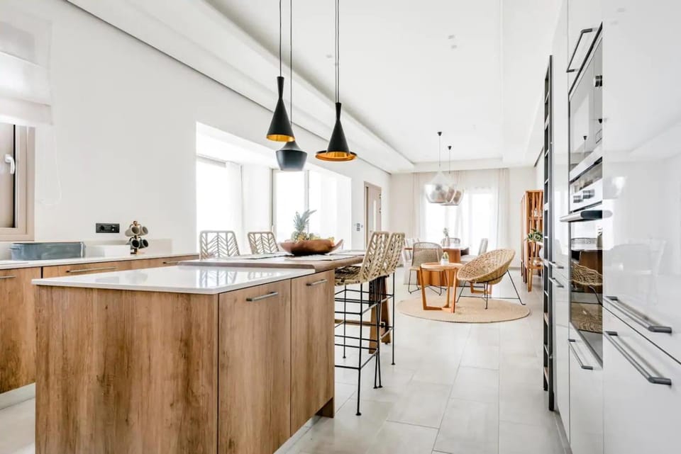 Living room, kitchen