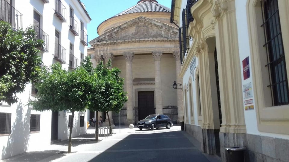 Nearby landmark