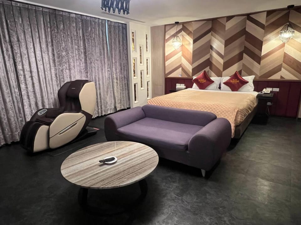 Chamotel - Lujhou Motel in Taipei City