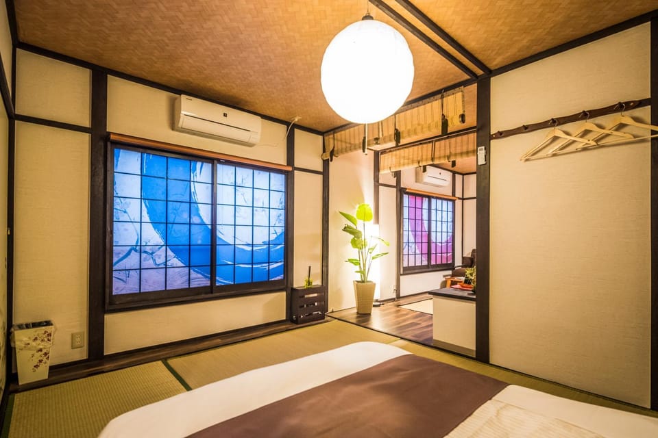 Photo of the whole room, Decorative detail, Bedroom