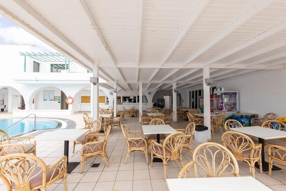 Lounge or bar