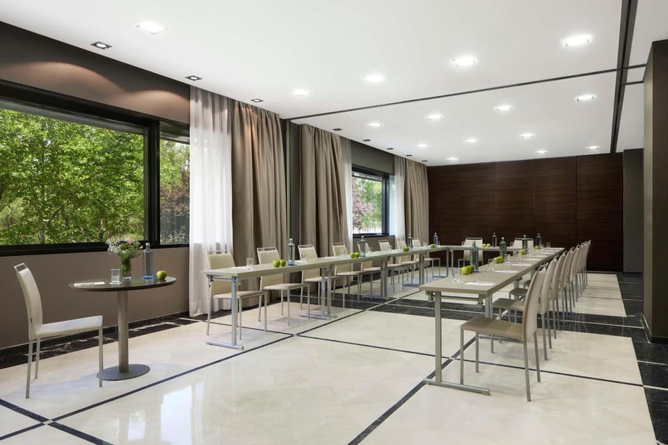 Meeting/conference room