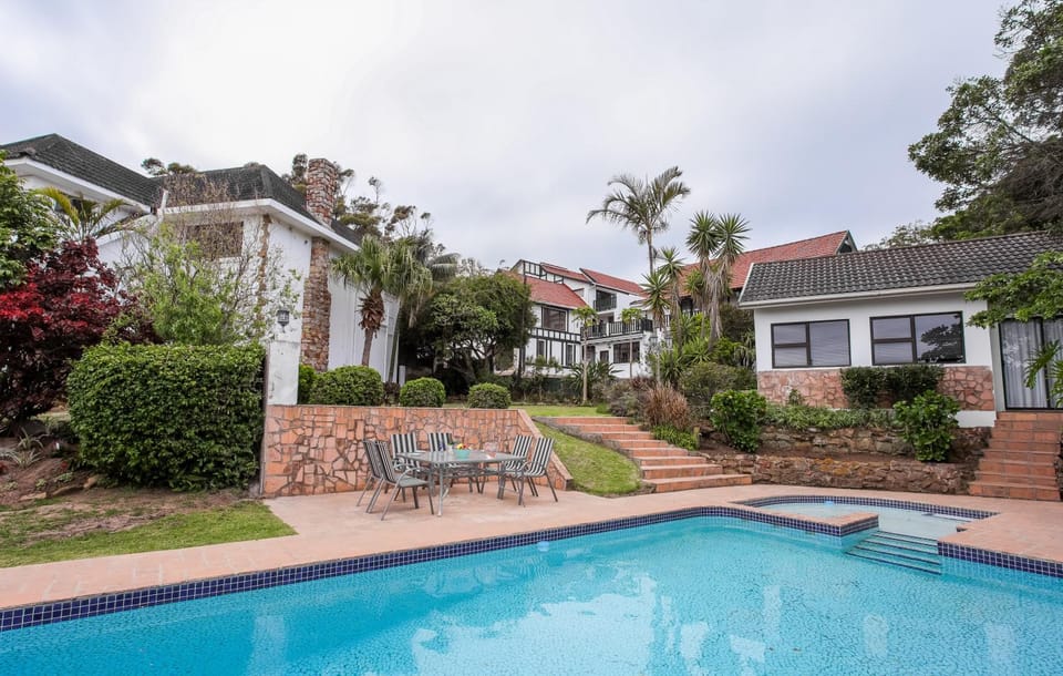 Property building, Garden, Garden view, Pool view, Swimming pool, Sports