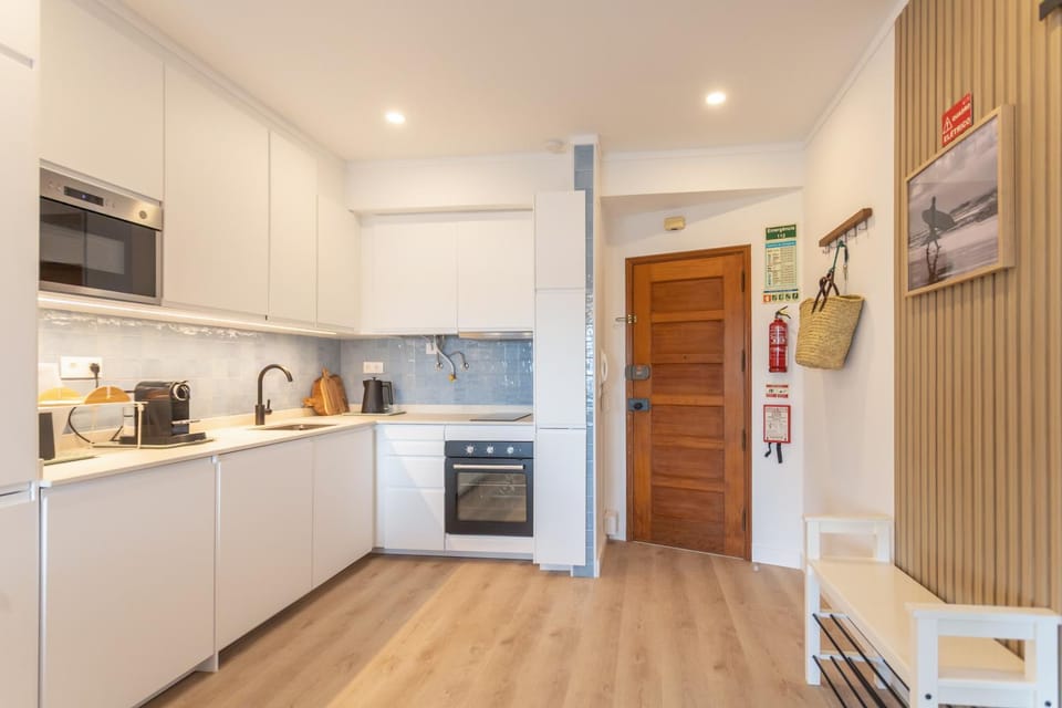 Kitchen or kitchenette, kitchen