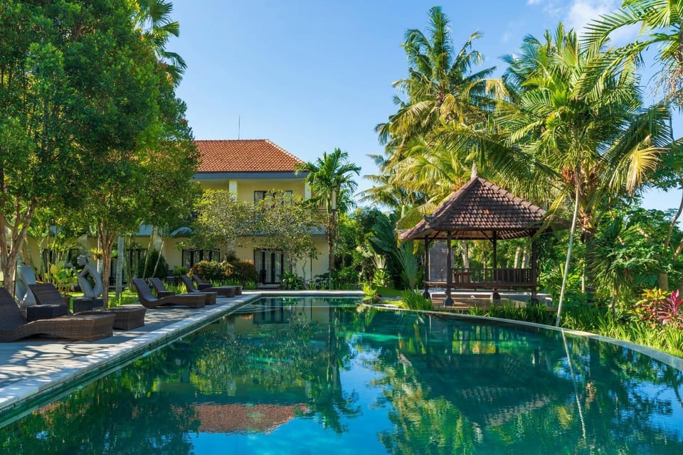 Property building, Swimming pool