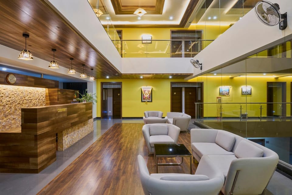 Lobby or reception, Seating area