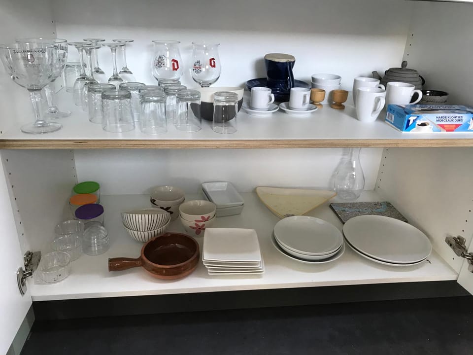 Food and drinks, Food