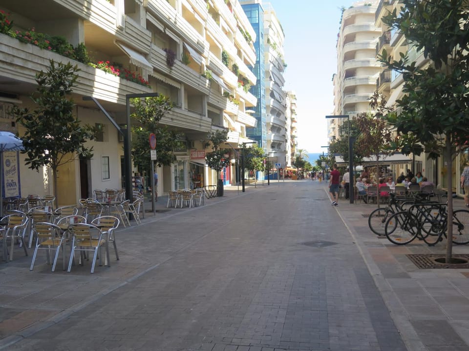 Neighbourhood, Other, City view, Street view, Location