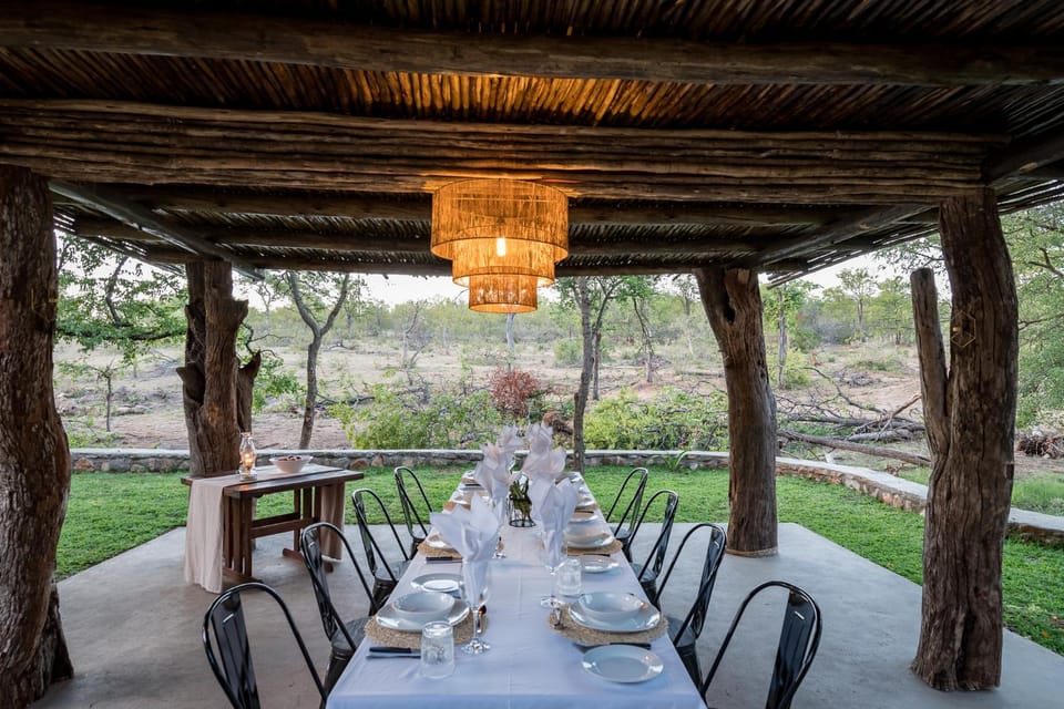 Natural landscape, Lounge or bar