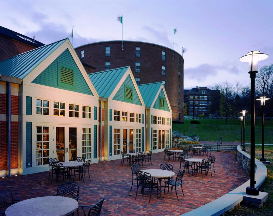 Garden, Balcony/Terrace, Banquet/Function facilities