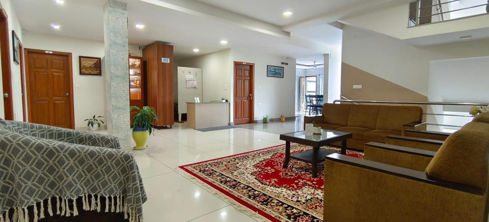 Lobby or reception, Seating area, Area and facilities, concierge, furniture