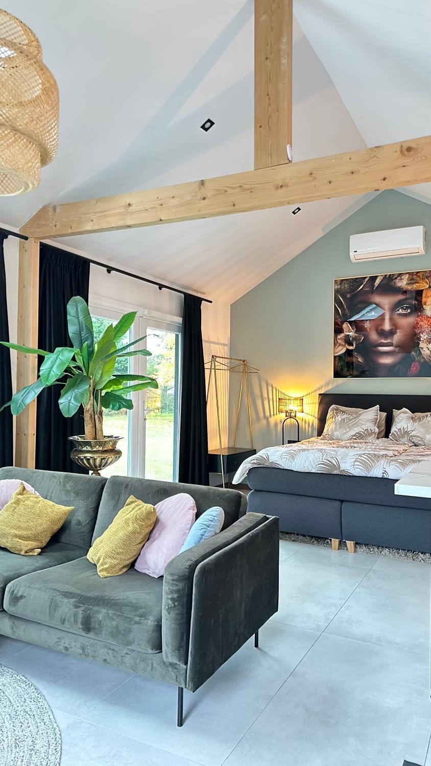 Slapen bij de Zeeuwse Lala Bed and Breakfast in Zeeland, Netherlands