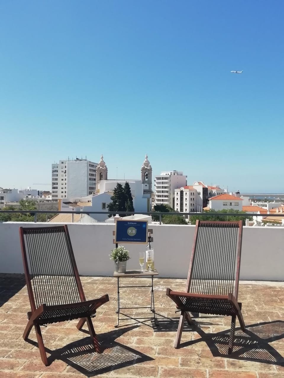 Patio, Balcony/Terrace, City view, Street view
