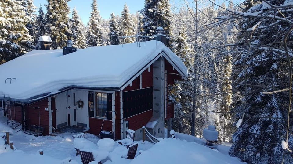 Property building, Winter, On site