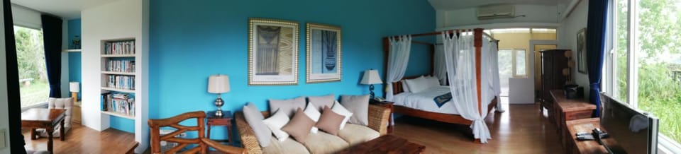 Photo of the whole room