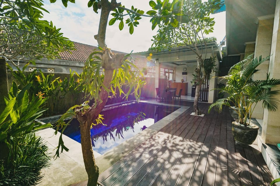 Property building, Restaurant/places to eat, Swimming pool