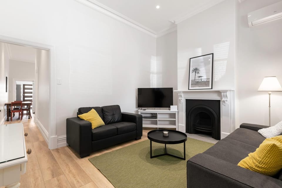 Bath Street Cottages Apartment in Adelaide