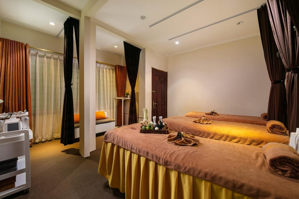 Massage, Spa and wellness centre/facilities