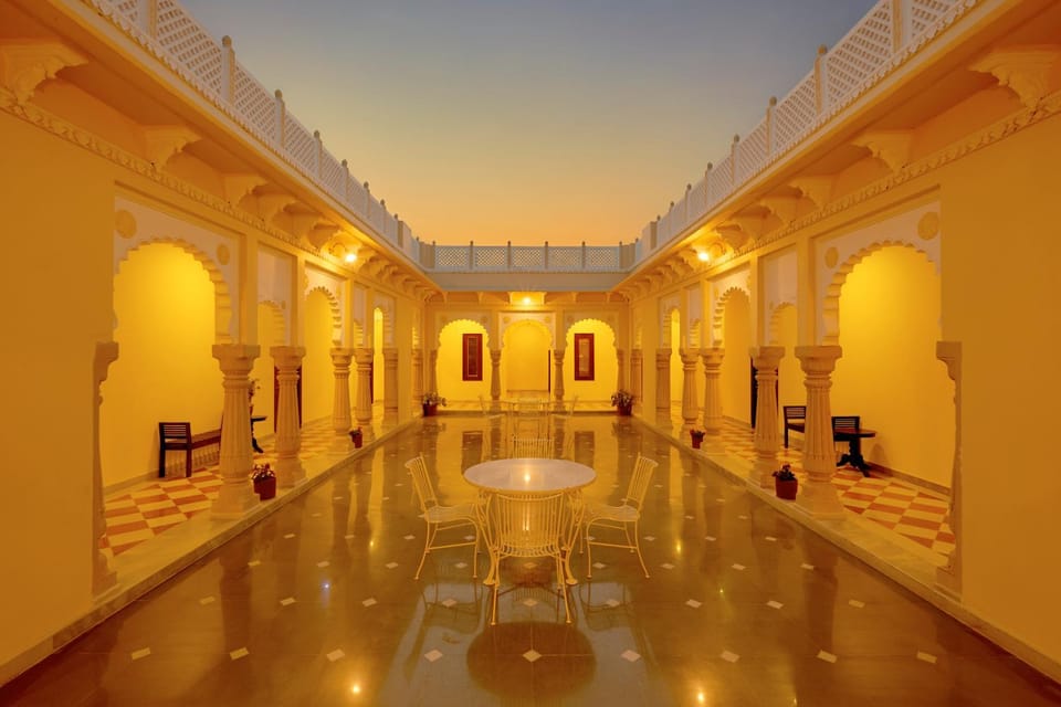 Lobby or reception, Seating area