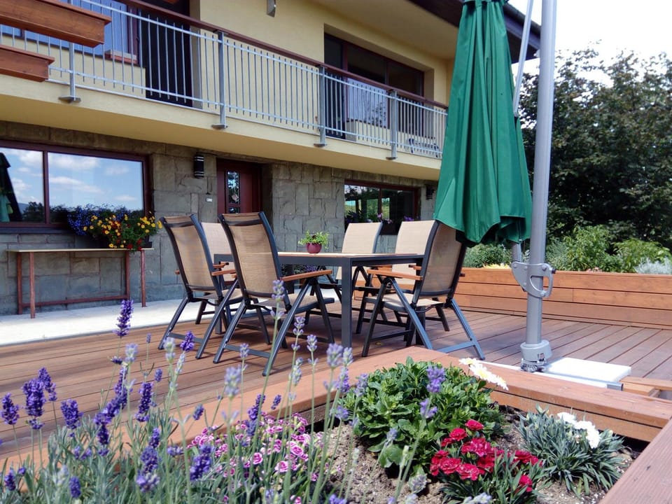 Property building, Balcony/Terrace