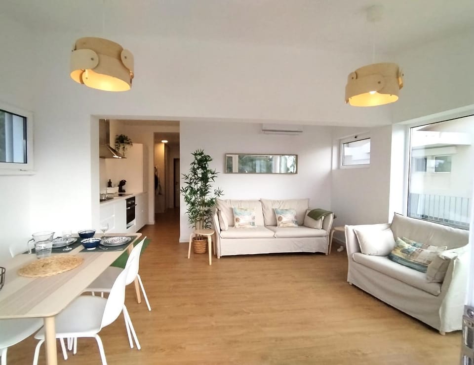 Living room, Decorative detail, kitchen