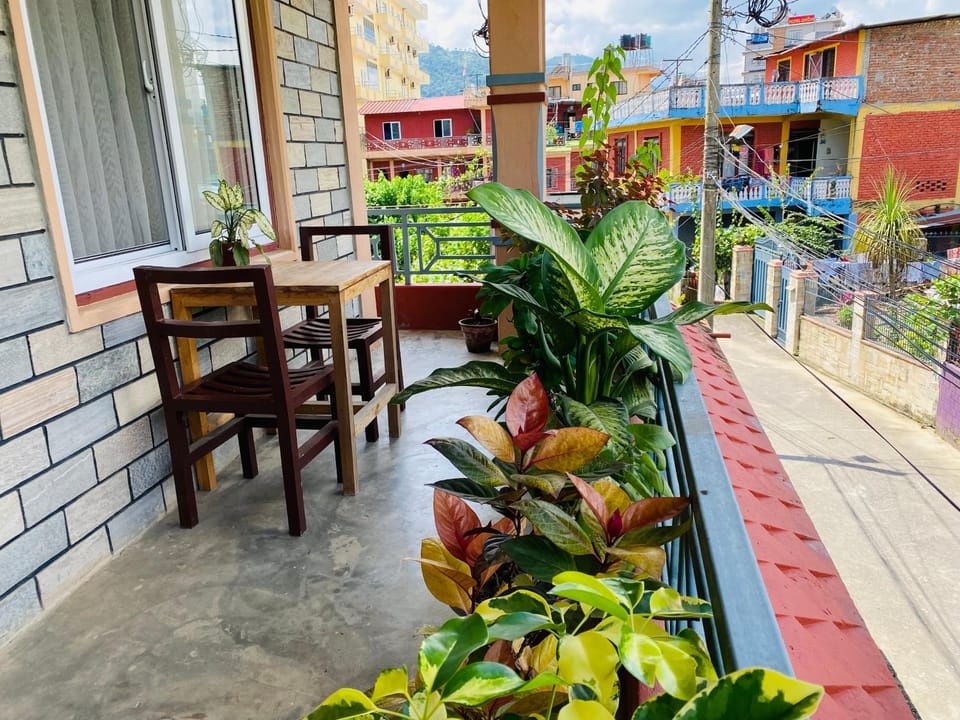 View (from property/room), Balcony/Terrace, Garden view, Mountain view
