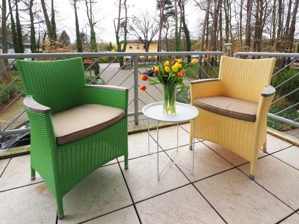 View (from property/room), Balcony/Terrace, Seating area
