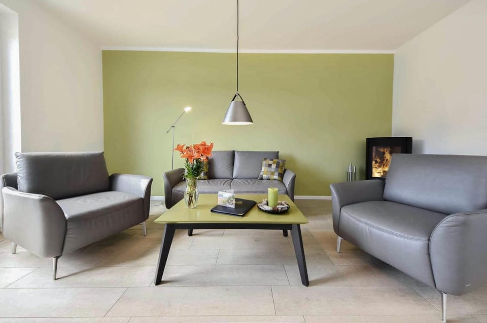 Living room, Seating area, fireplace
