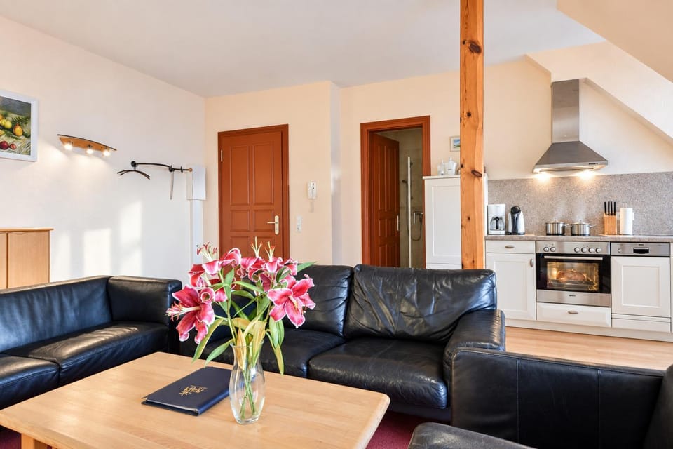 Villa Medici 7 a Apartment in Heringsdorf