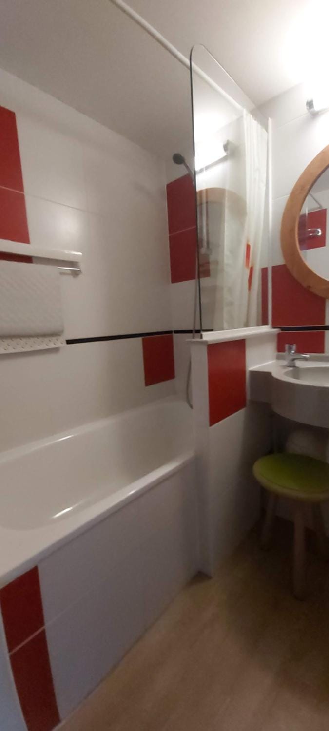 Shower, Bathroom, Bath
